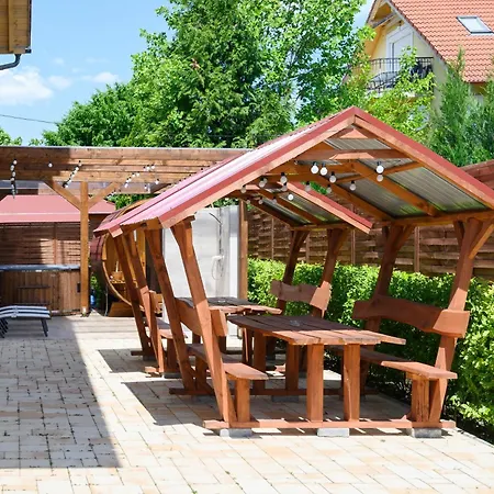 Molnár Vendégház 3*