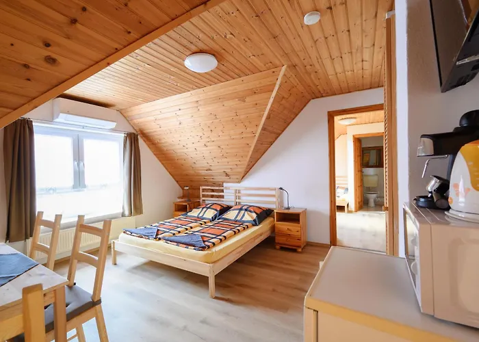 Molnar Penzion Zamárdi